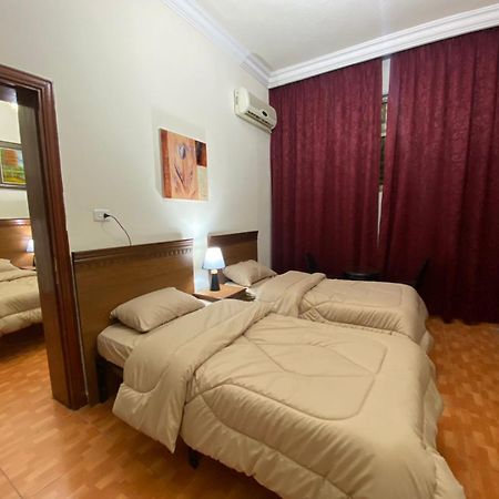 Sufara Hotel Suites Amman Exteriör bild
